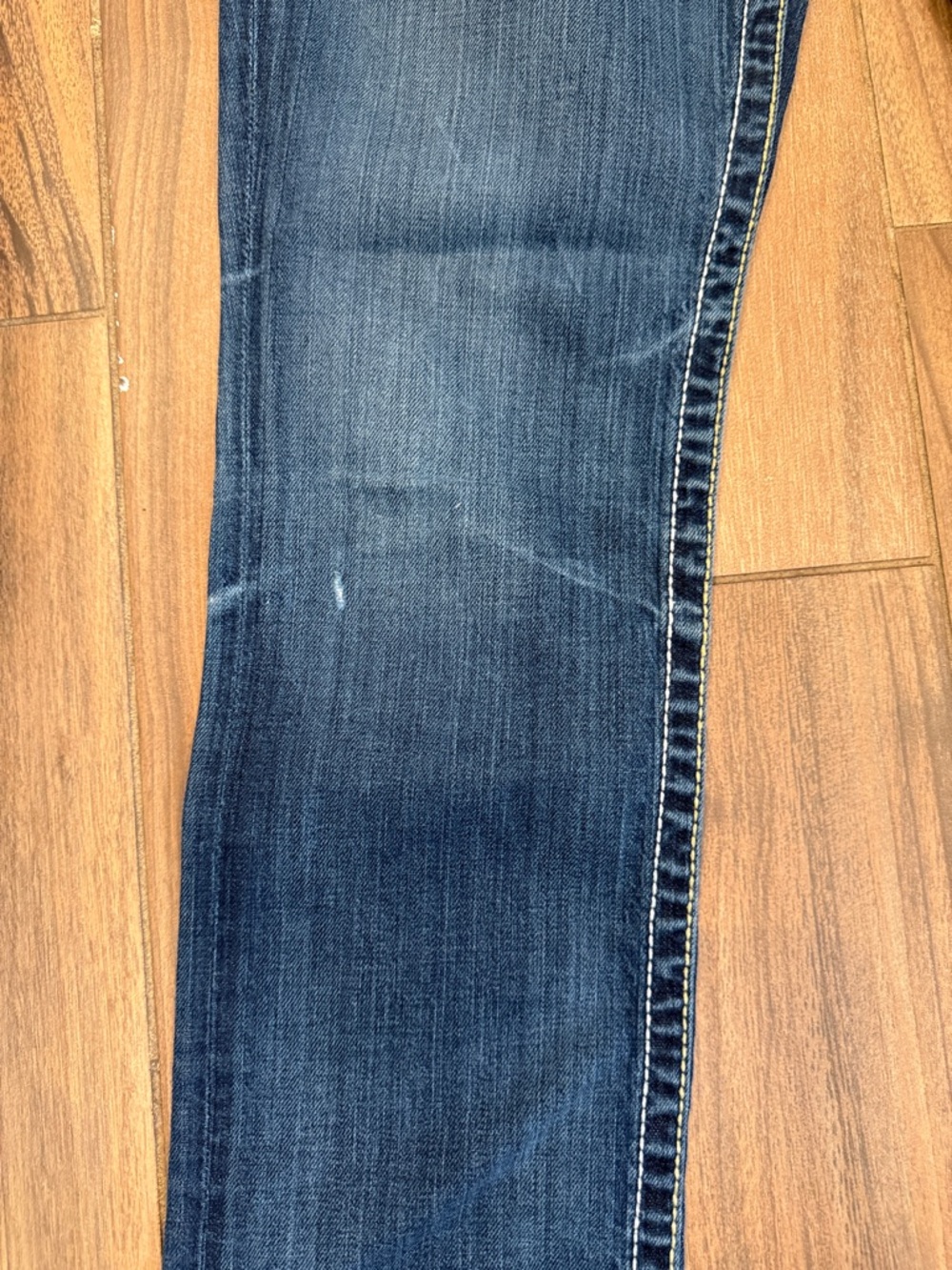Dark Wash Women's Slim Straight Jeans. Waist 16”. Rise 8”. Inseam 32” - Picture 5 of 13